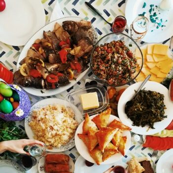 What to Cook for Easter Sunday: Delicious Meal Ideas for the Whole Family